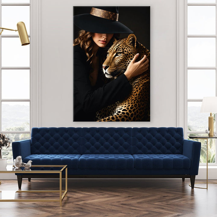 Luxury Wild Lady by Adrian Vieriu - Affengeile Bilder