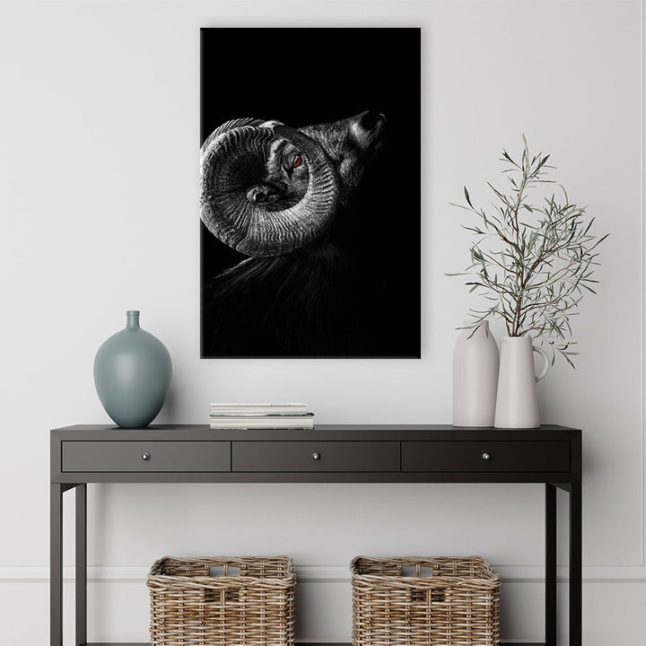 Capricorn Horn by Adrian Vieriu - Affengeile Bilder