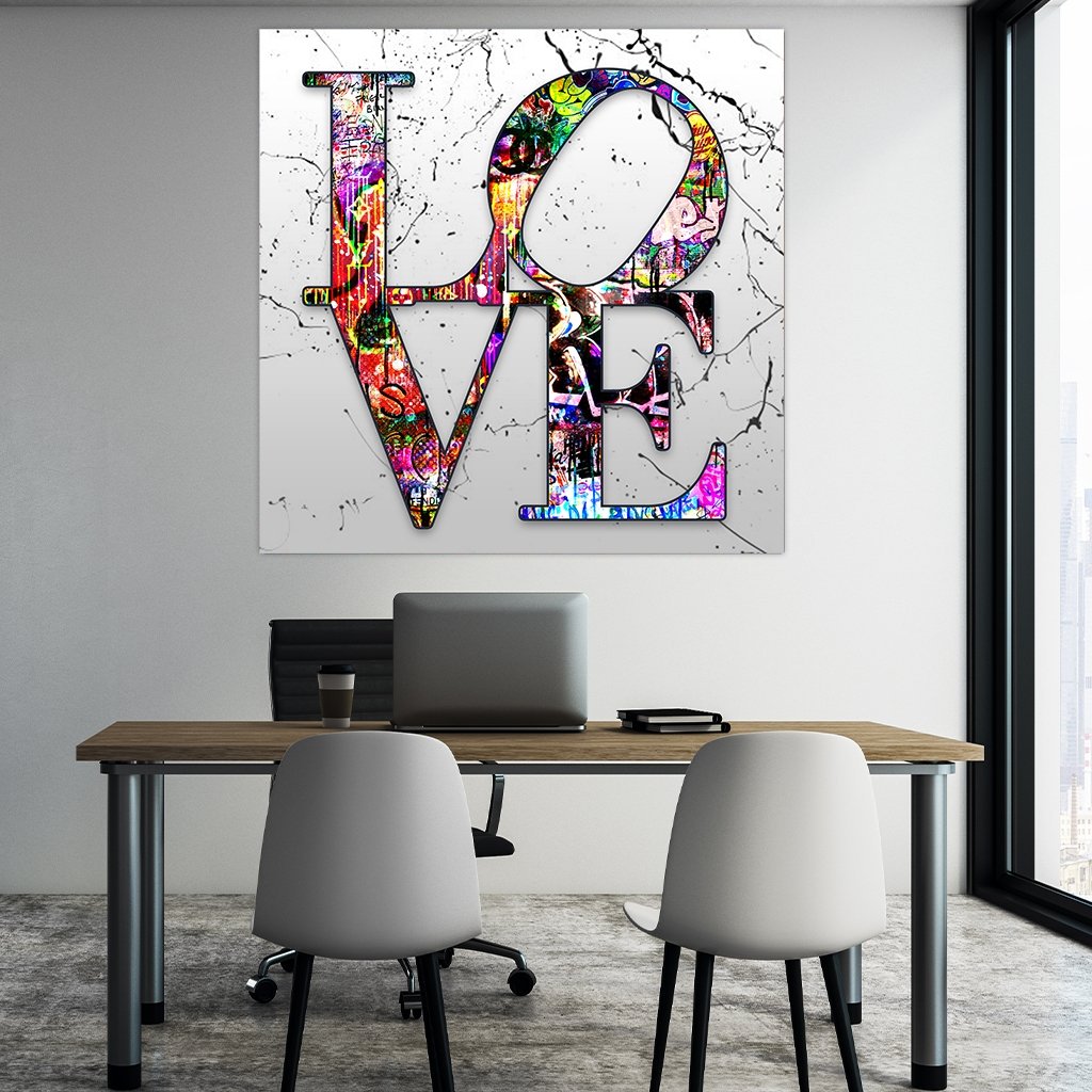 Das Motiv hängt in einem Büro