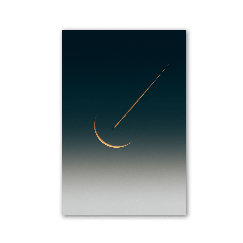 Crescent Moon Rocket Flight by Philipp Pilz - Affengeile Bilder