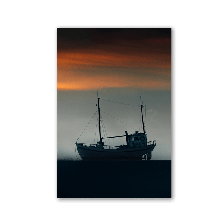 Sunset Fishing Boat by Philipp Pilz - Affengeile Bilder