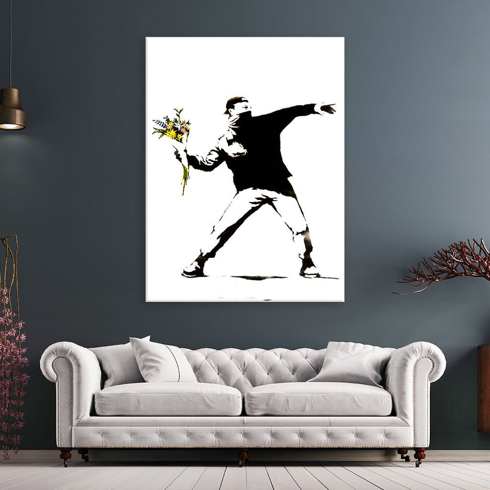 Blumenwerfer by Banksy - Affengeile Bilder